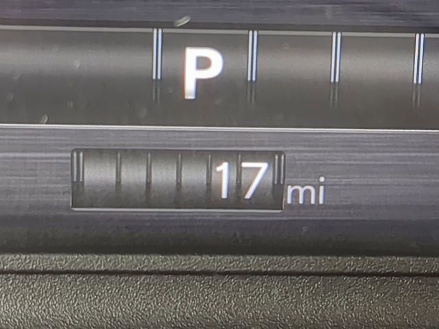 New 2026 Diamond Black Crystal Pearl-Coat Exterior Paint RAM Laramie image 35