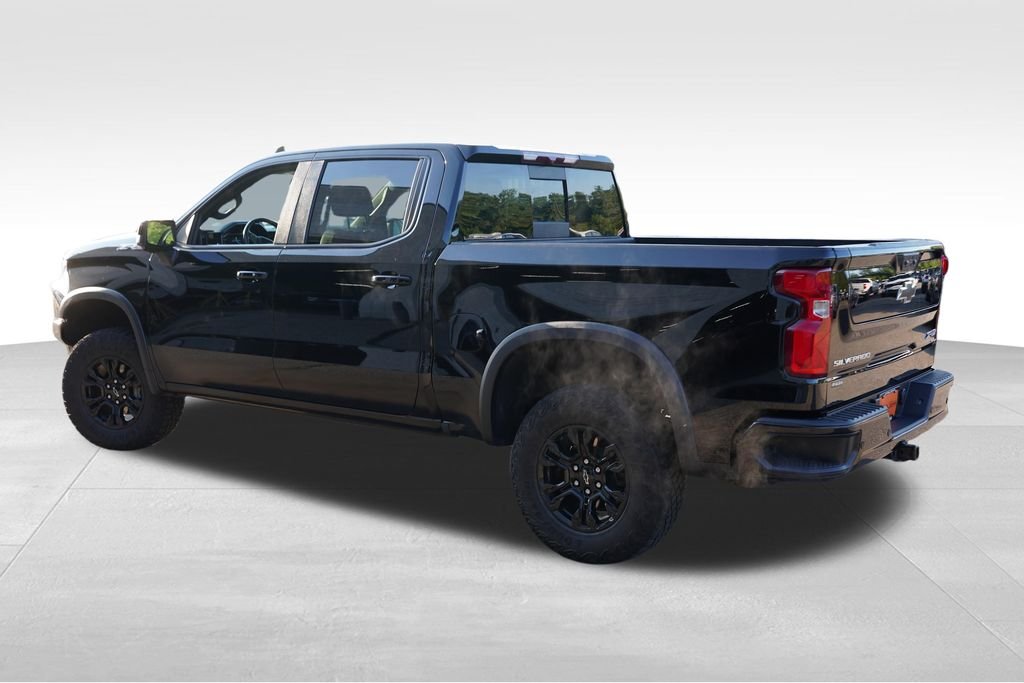 Used 2023 Black Chevrolet ZR2 image 8