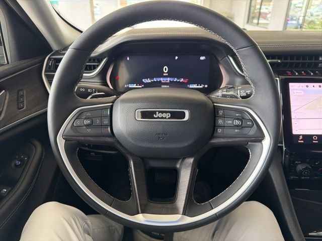 Used 2023 Black Jeep Limited image 27