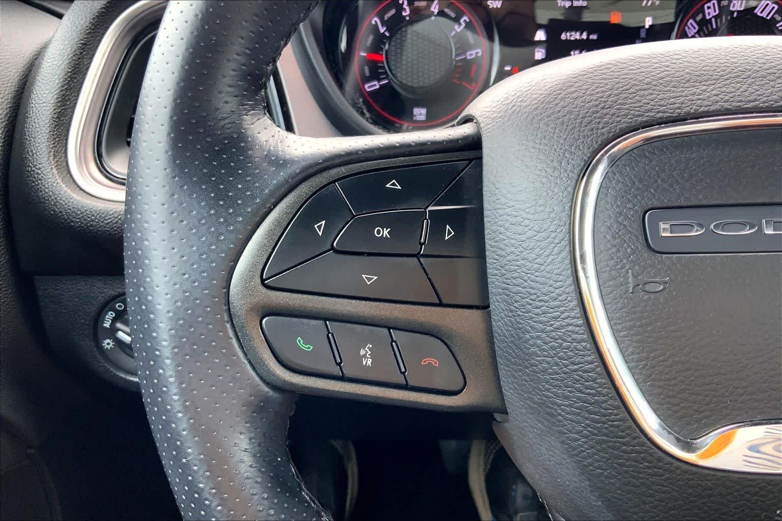 Used 2021 Granite Pearlcoat Dodge SXT image 21