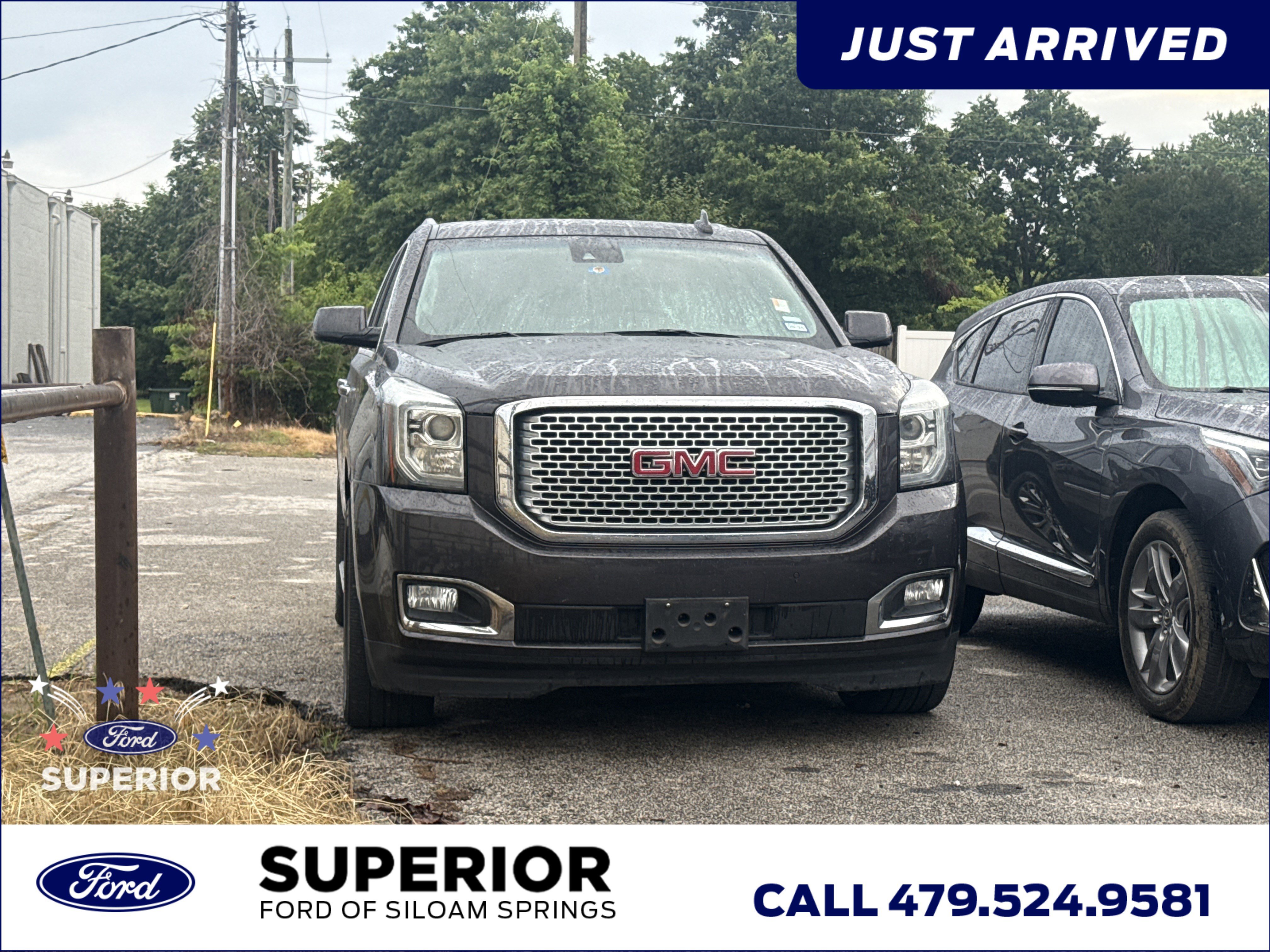 2016 GMC Yukon 4WD Denali's photo