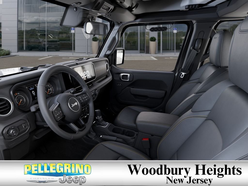 New 2026 Granite Crystal Metallic Clearcoat Jeep Sahara image 22