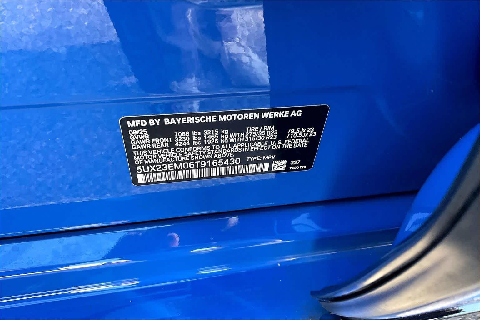 Used 2026 Santorini Blue BMW xDrive40i image 39