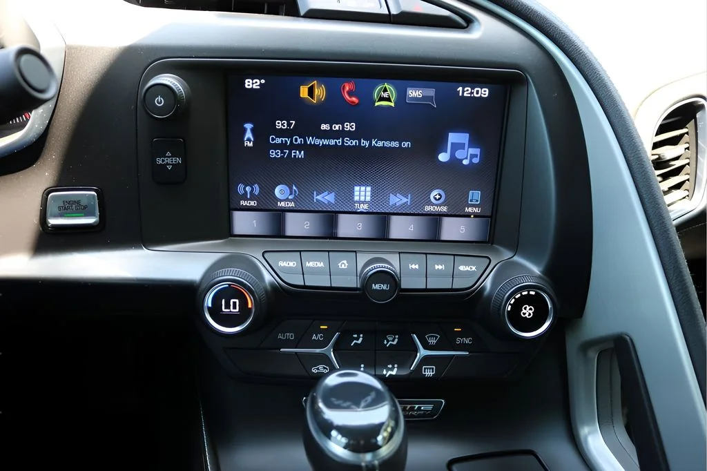 Used 2019 Black Chevrolet Stingray image 19