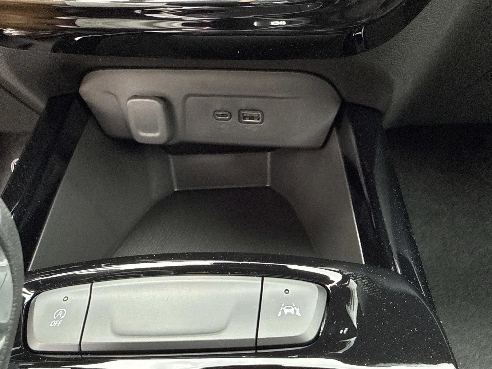 2026 Chevrolet Trax RS - Photo 26