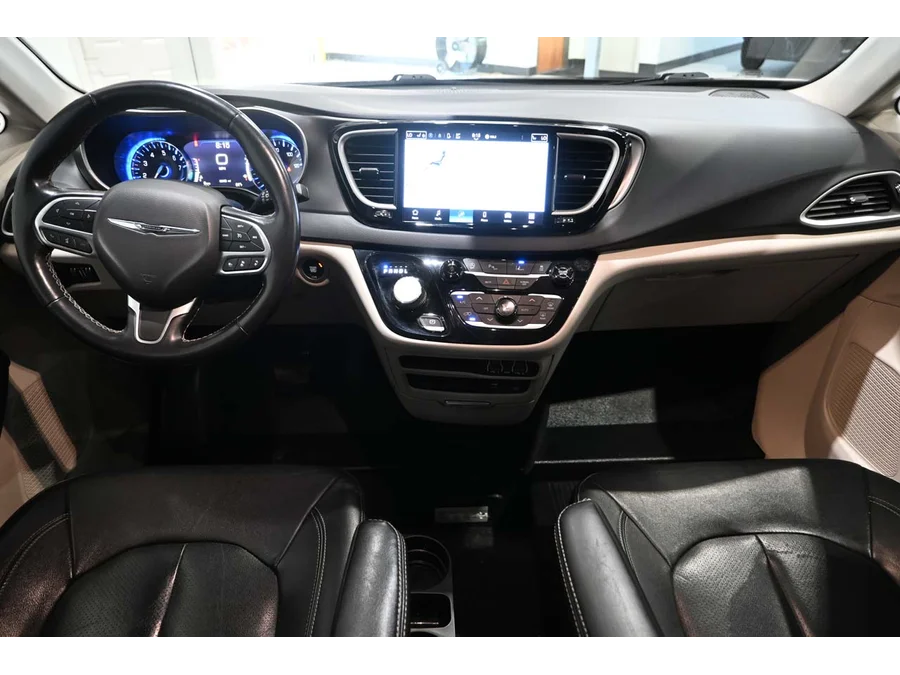 Used 2022 GRAY Chrysler Touring L Mobility Handicap Van image 22