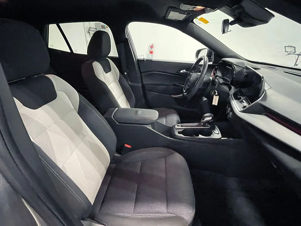 Used 2024 Gray Chevrolet 1RS image 26