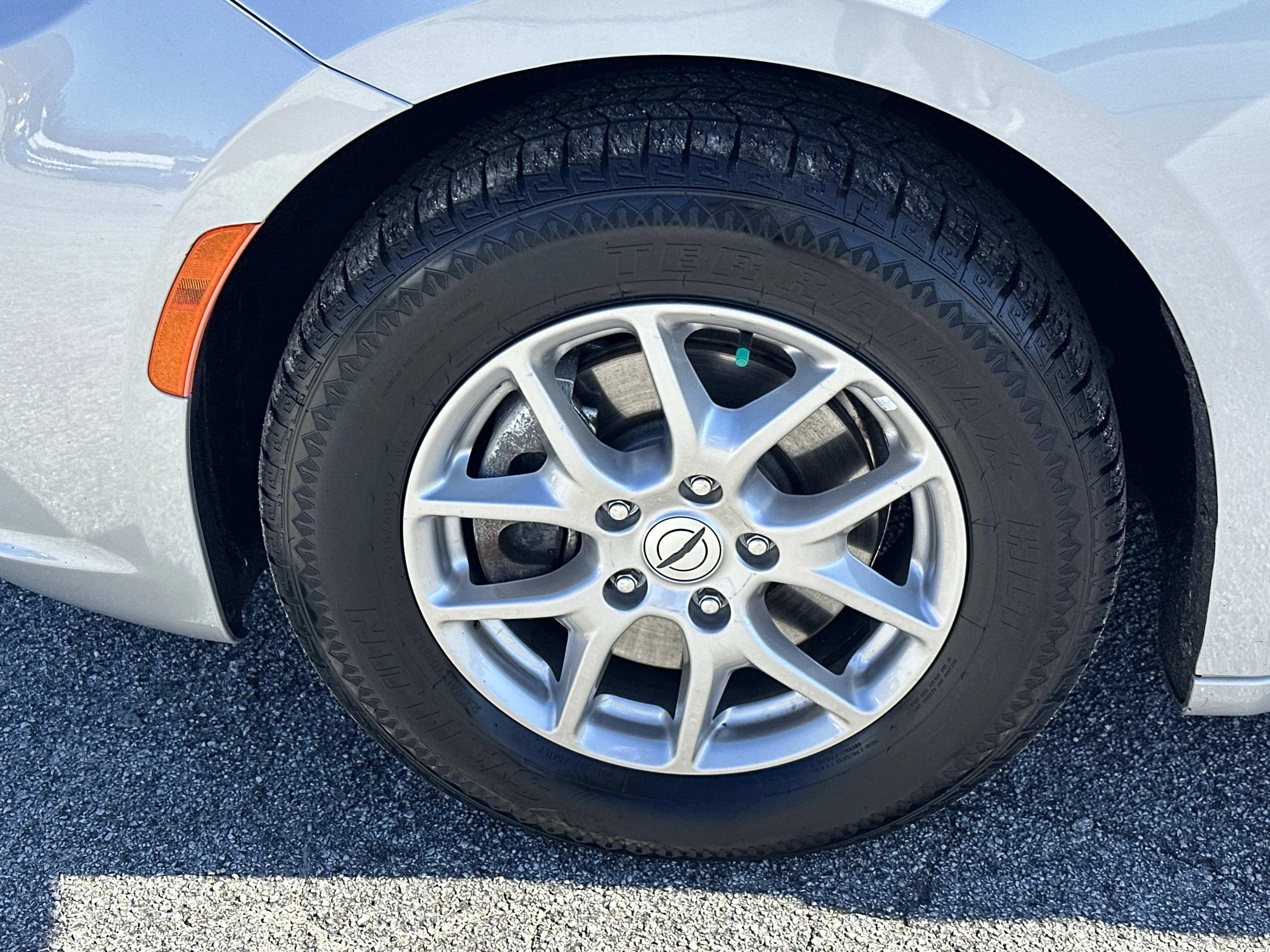 2024 Chrysler Pacifica Touring L - Photo 12