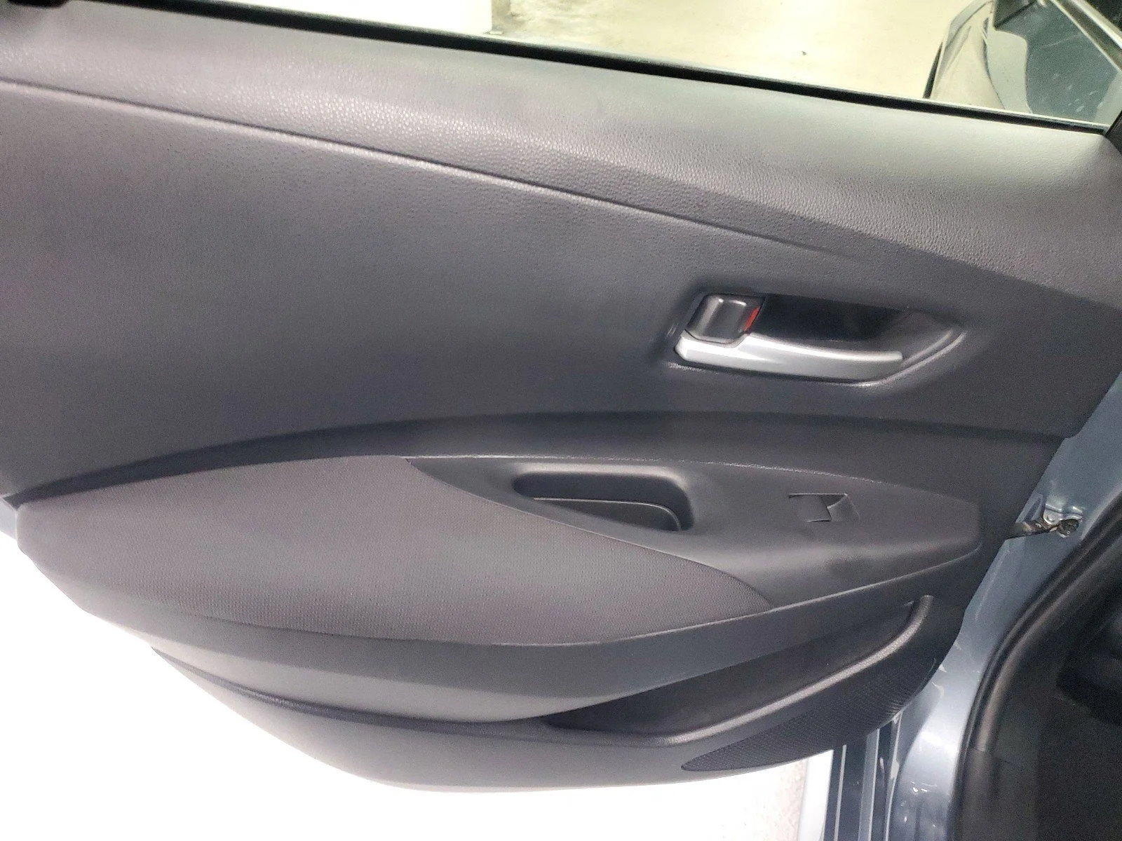 Used 2021 Celestite Toyota LE image 16