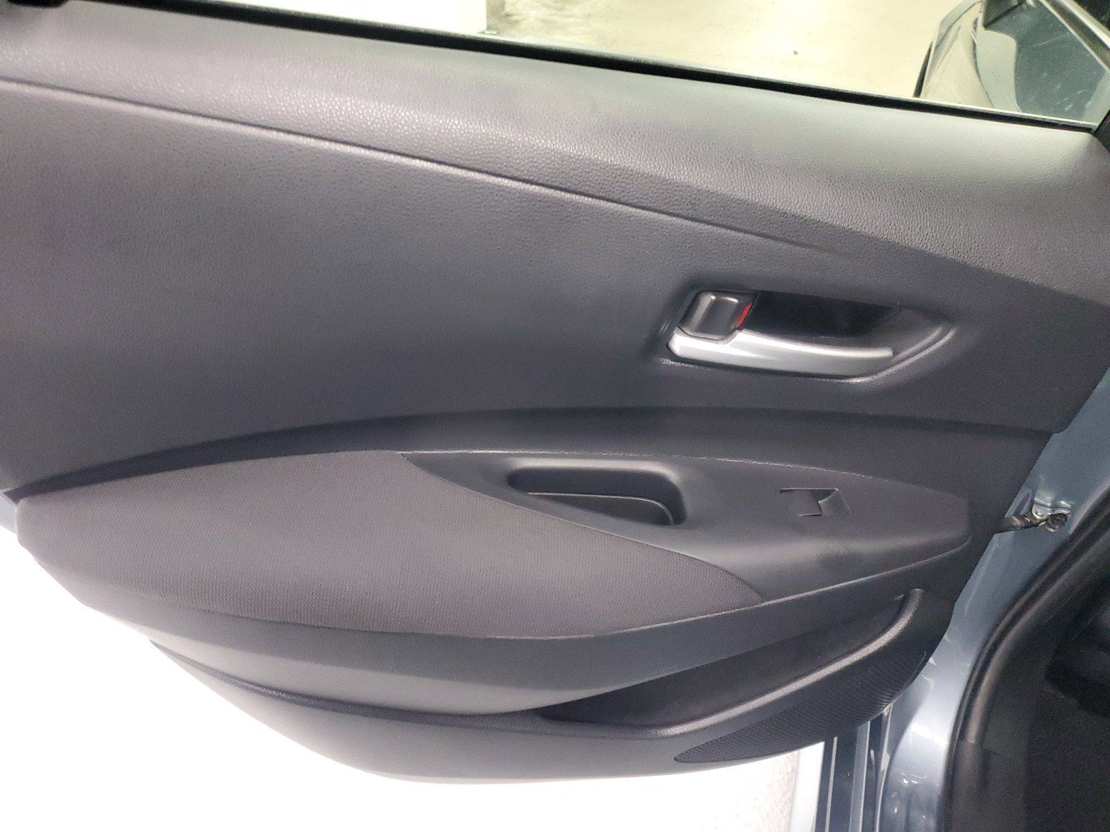 Used 2021 Celestite Toyota LE image 16
