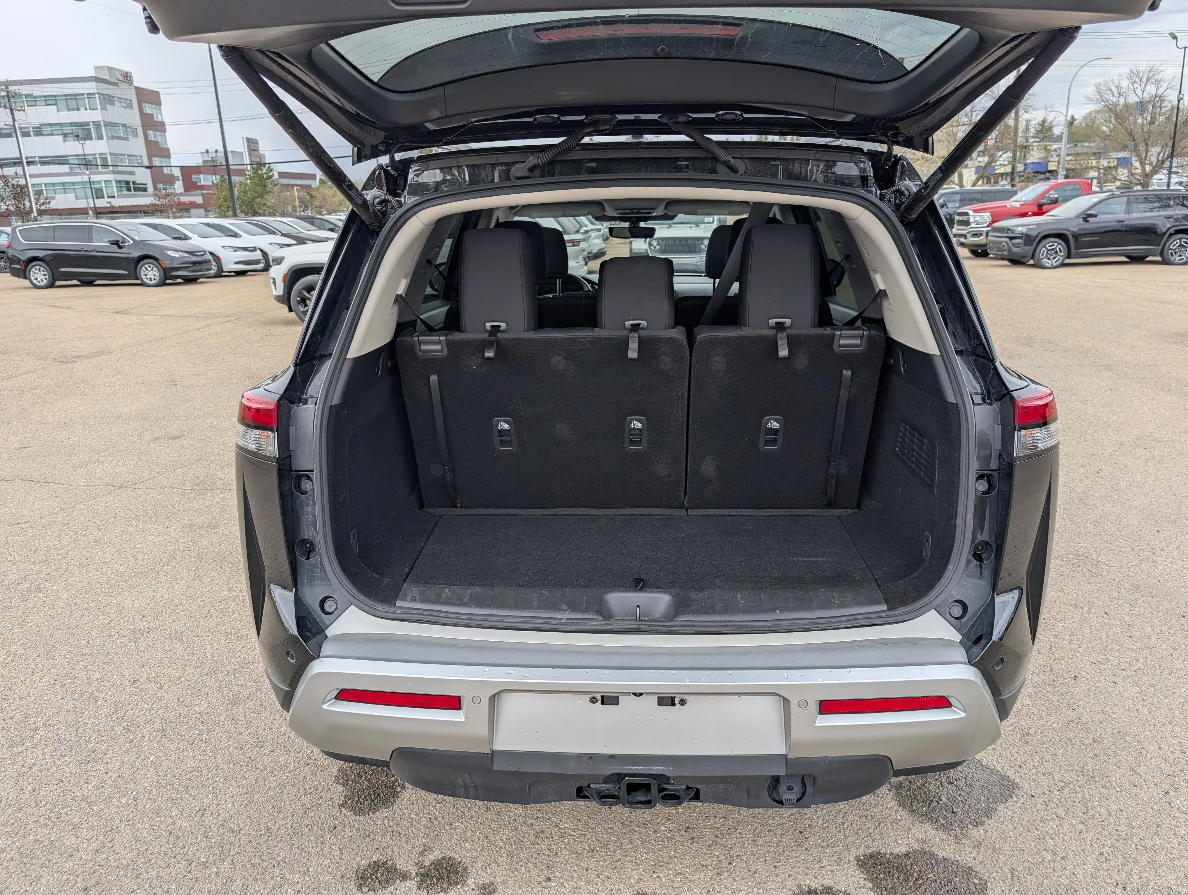 Used 2024 Gun Metallic Nissan SV image 6