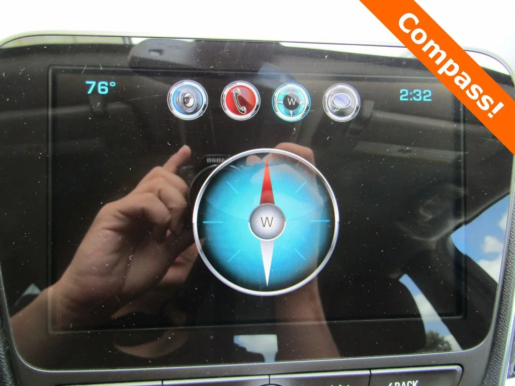 Used 2018 Blue Chevrolet LT image 8