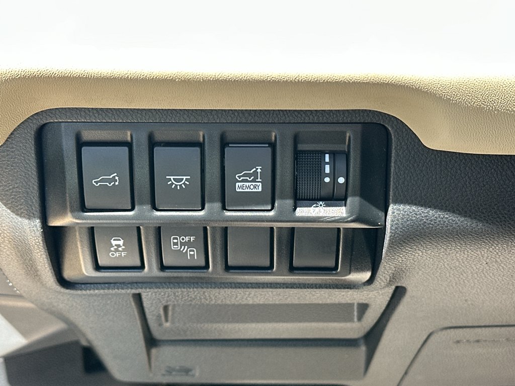 Used 2022 Brilliant Bronze Metallic Subaru Touring image 25