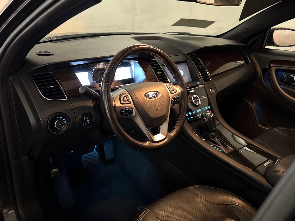 Used 2017 Gray Ford Limited image 6