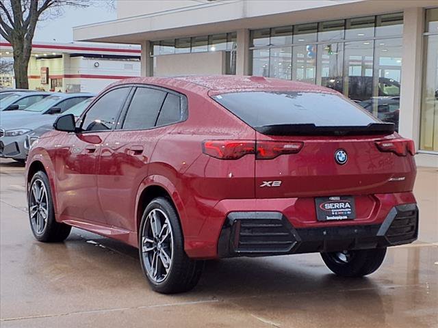 Used 2025 Vegas Red Metallic BMW xDrive28i image 11