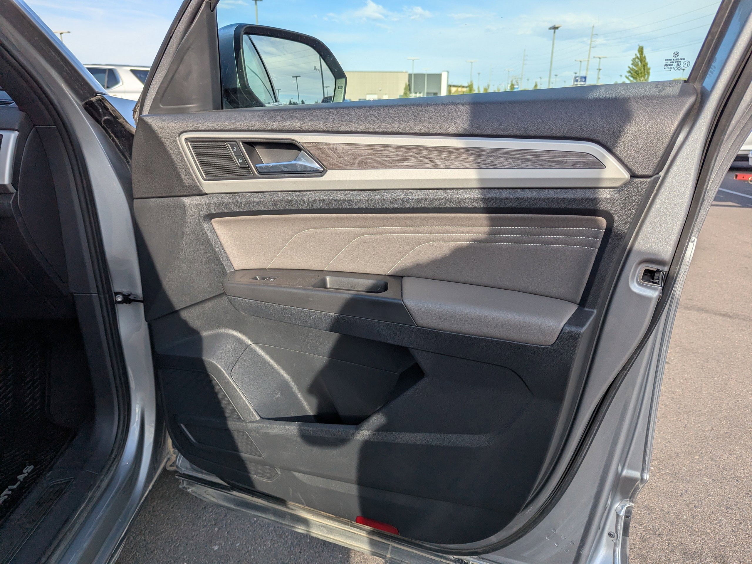 2023 Volkswagen Atlas Cross Sport SE w/Tech - Photo 37