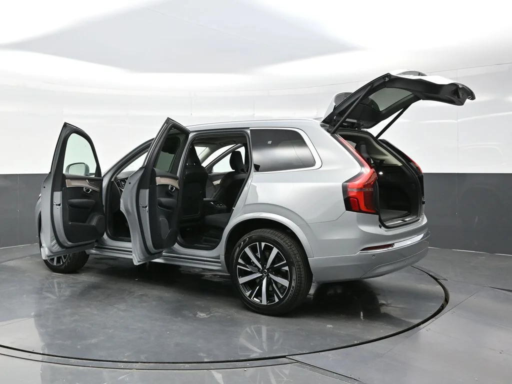 New 2026 Vapour Grey Volvo Core image 54