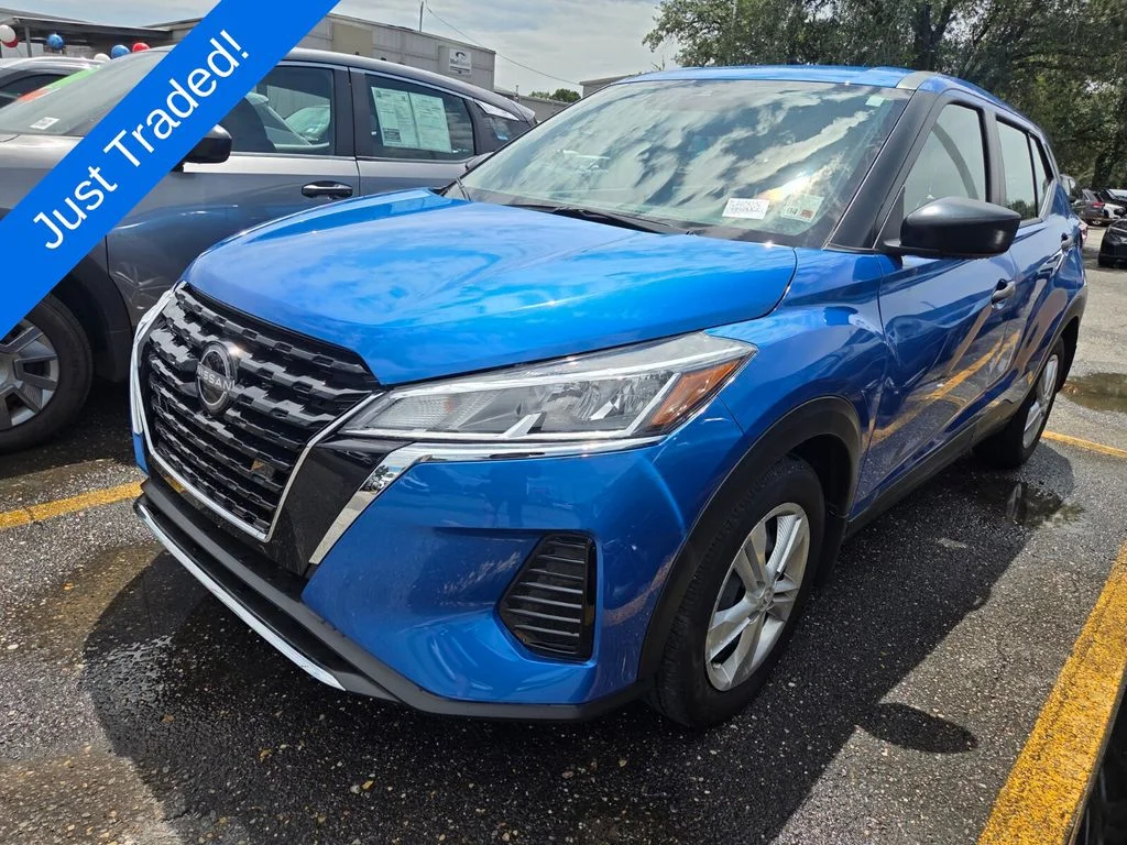 Used 2025 Blue Nissan S image 7
