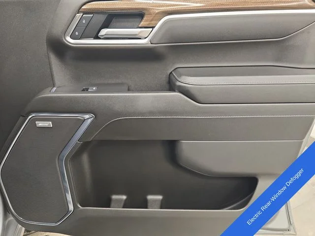 Used 2025 Sterling Gray Metallic Chevrolet LT Trail Boss image 12