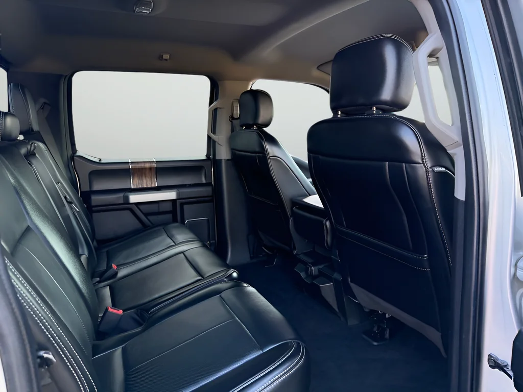 Used 2019 Silver Ford Lariat image 25