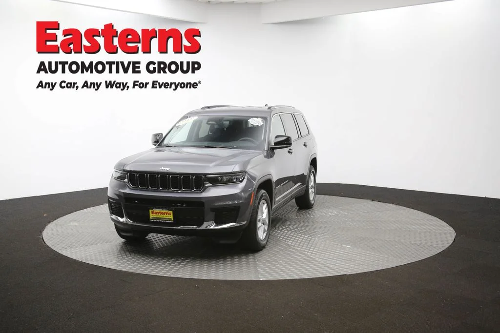 Used 2023 Gray Jeep Laredo image 56