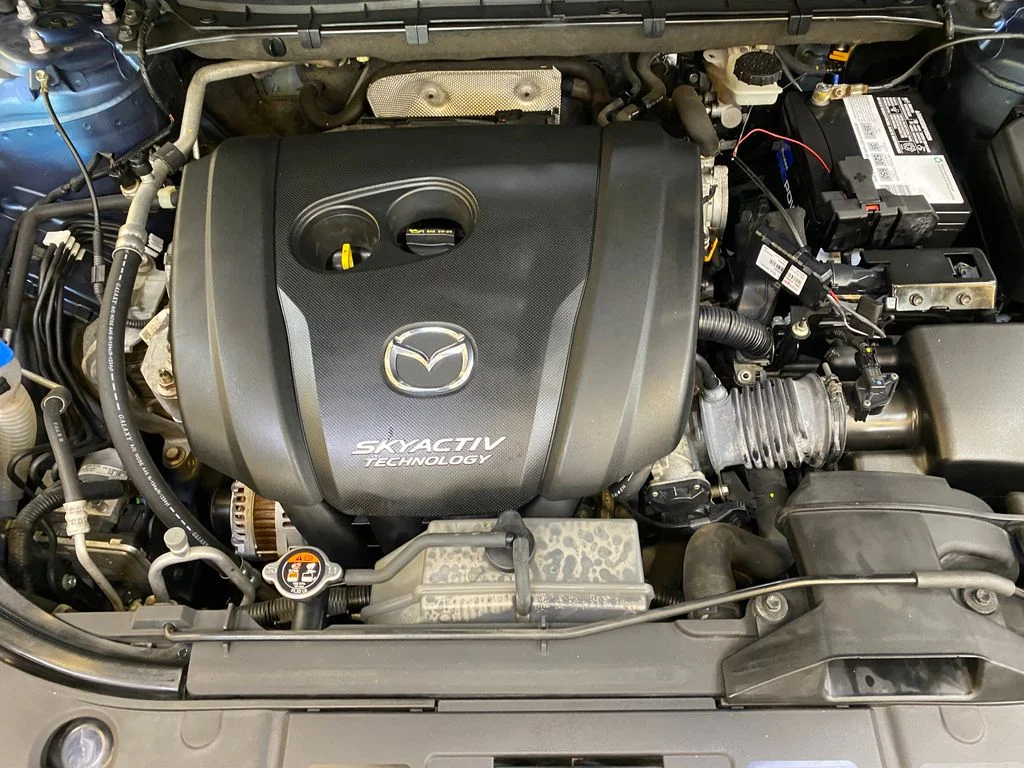 Used 2019 Blue Mazda Touring image 10