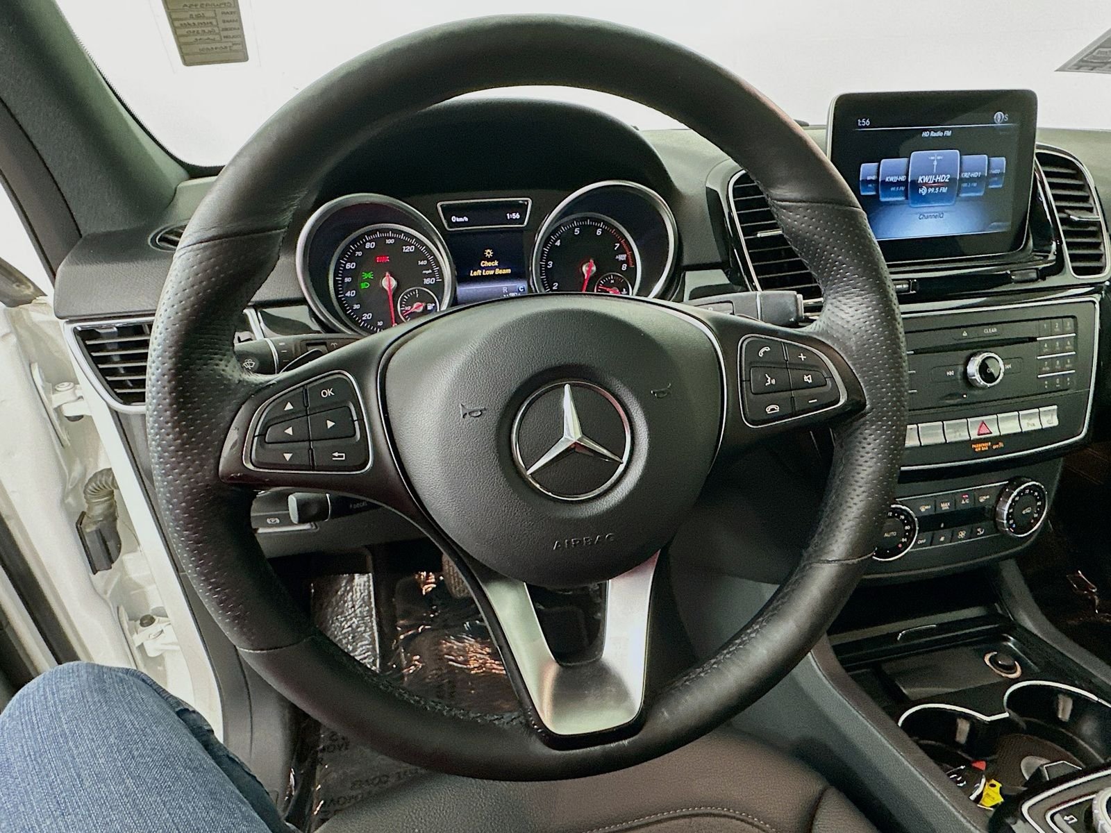 Used 2018 White Mercedes-Benz GLE 350 image 11
