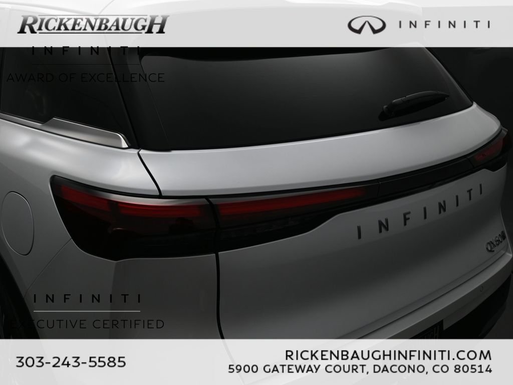 Certified Used 2026 White INFINITI LUXE image 23