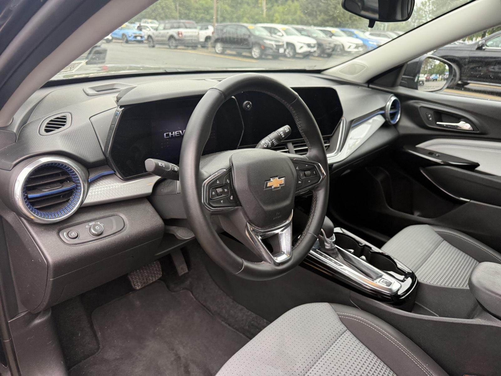 Used 2024 Mosaic Black Metallic Chevrolet LT image 9