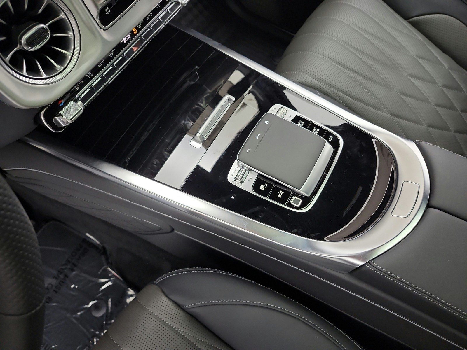 New 2027 Iridium Silver Metallic Mercedes-Benz G 580e SUV image 9