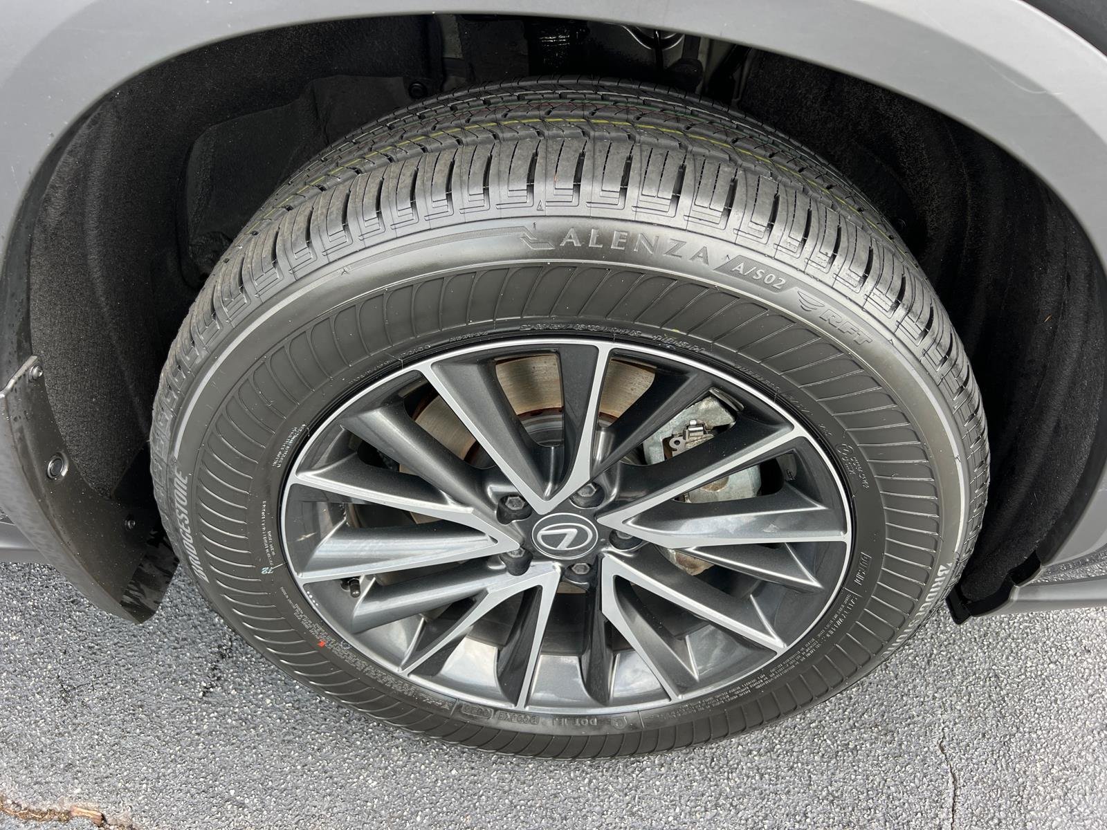 Certified Used 2024 GRAPHITE BLACK GF. Lexus 350 Premium image 12