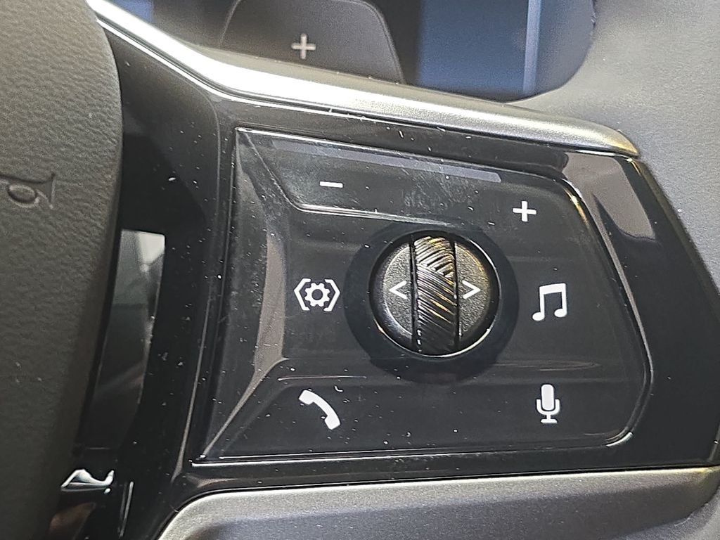 New 2026 Dark Graphite Metallic BMW 30 xDrive image 9