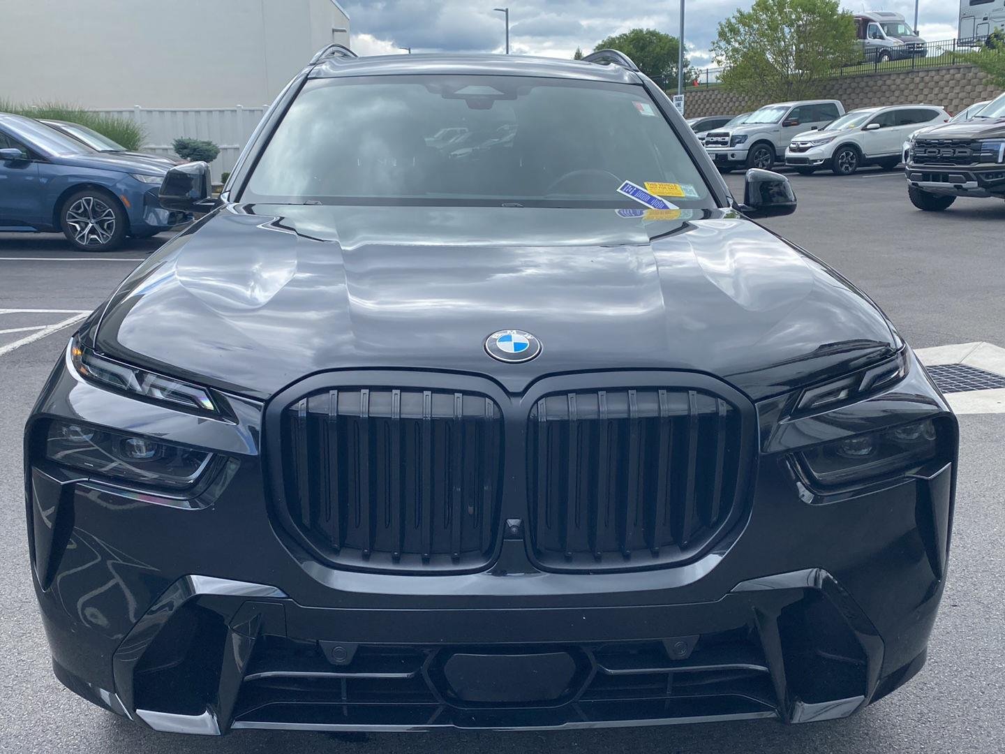 Certified Used 2024 Black Sapphire Metallic BMW xDrive40i image 5