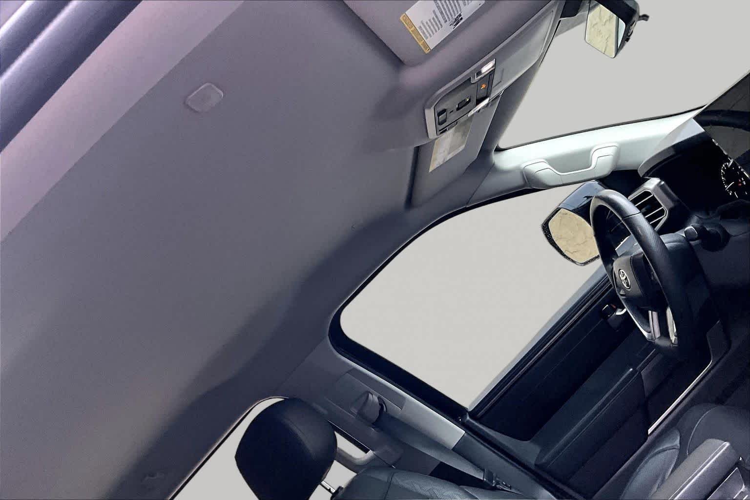 Used 2022 Midnight Black Metallic Toyota SR5 image 14