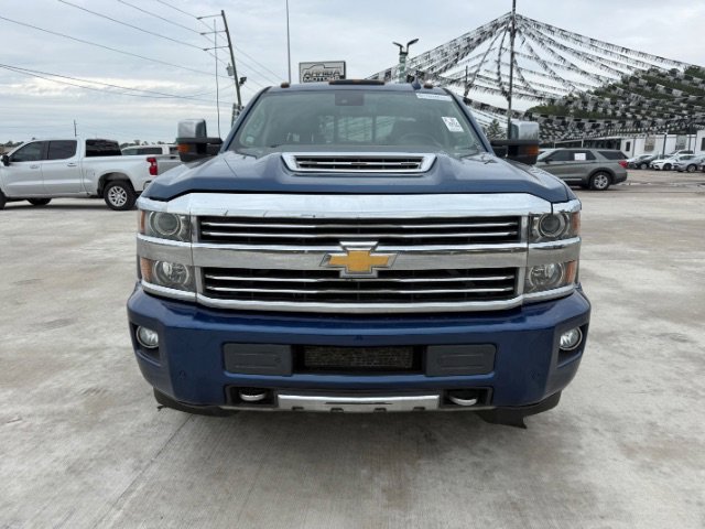 Used 2017 Deep Ocean Blue Metallic Chevrolet High Country image 6