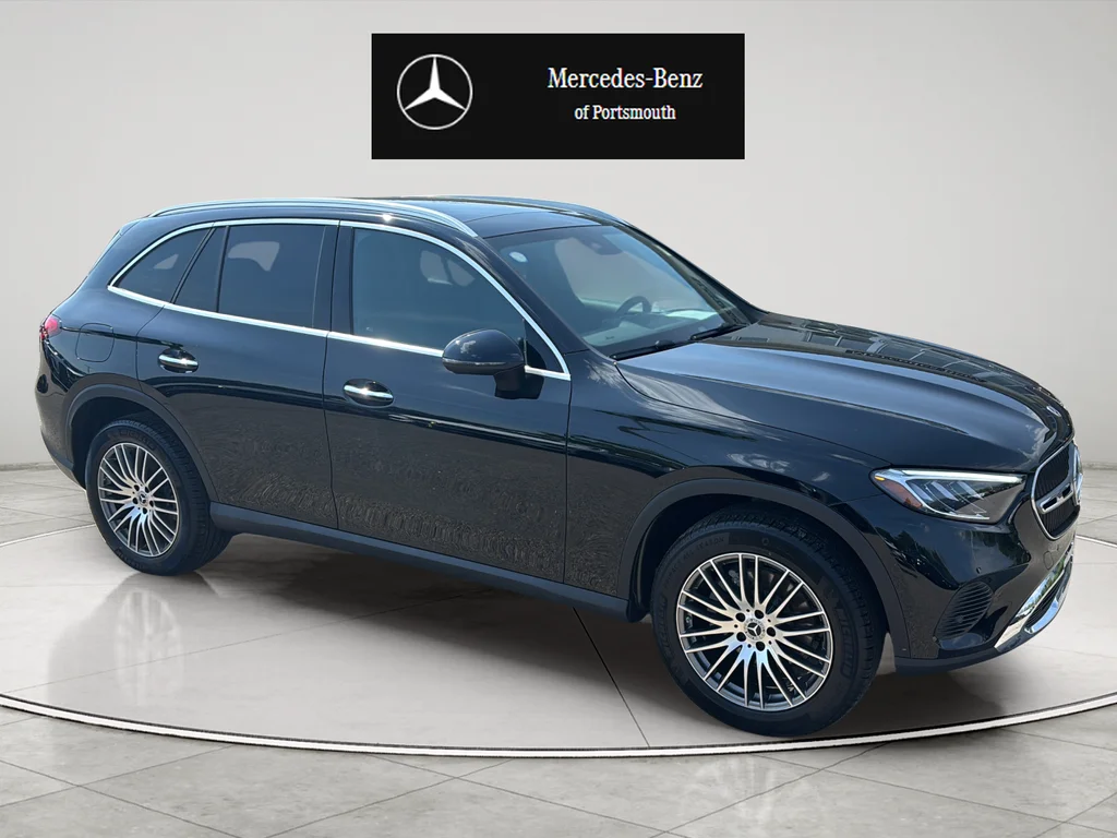 Certified Used 2026 Black Mercedes-Benz GLC 300 image 7