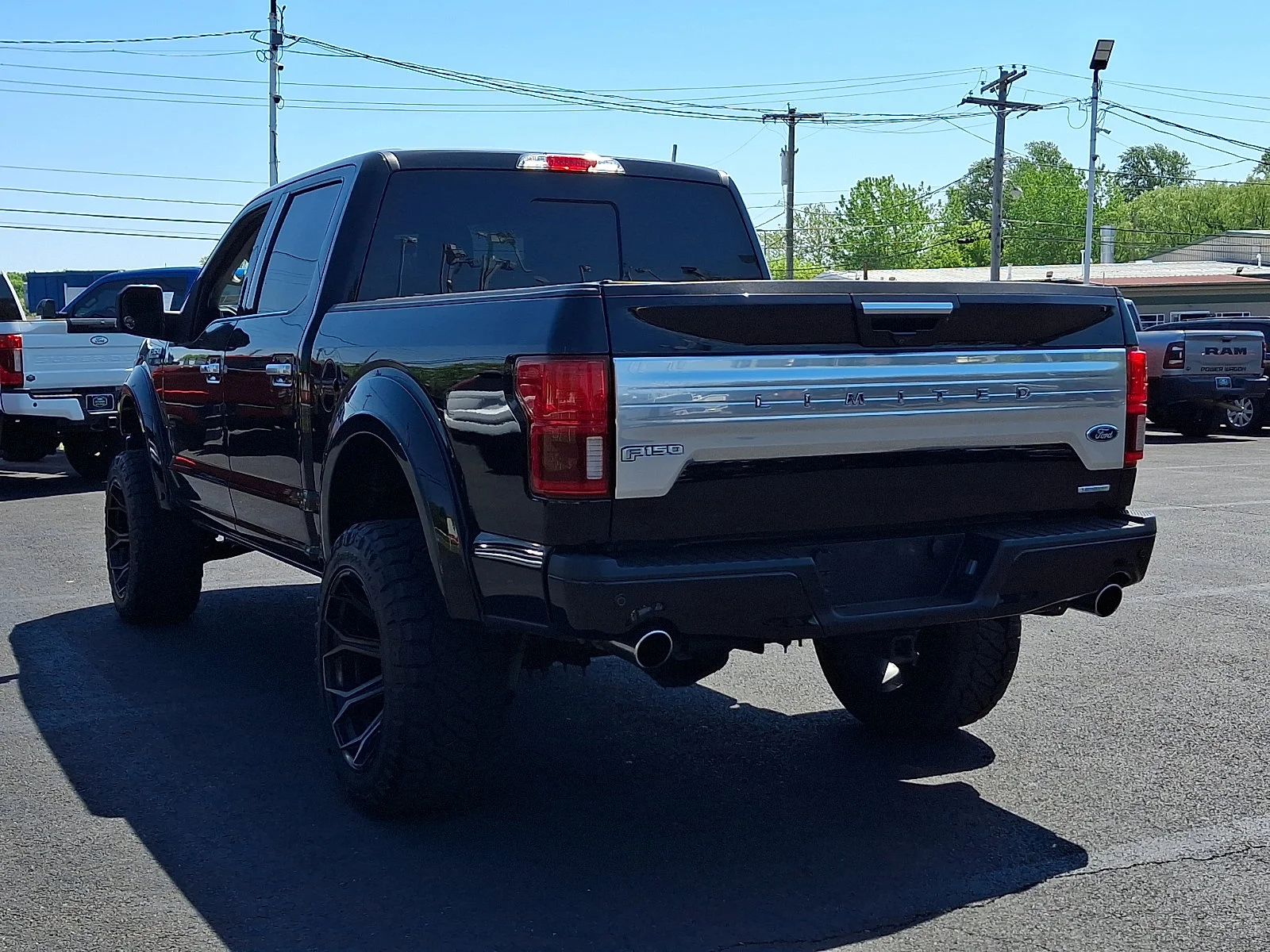 Used 2019 Agate Black Metallic   Um Ford Limited image 8