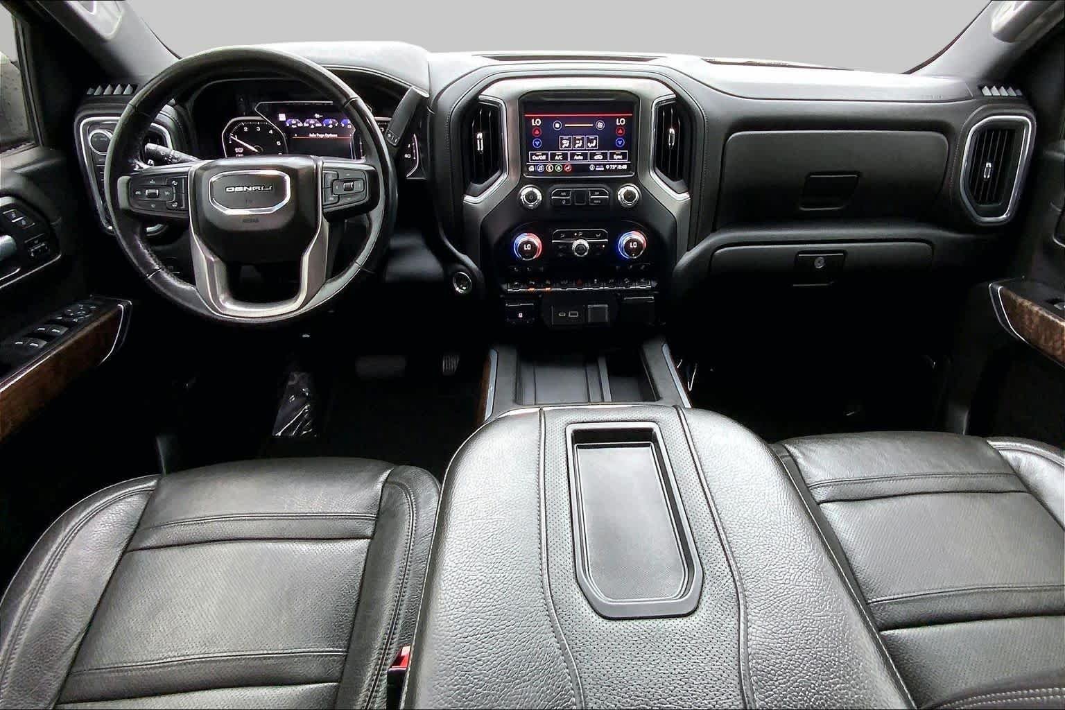 Used 2020 White Frost Tricoat GMC Denali image 15