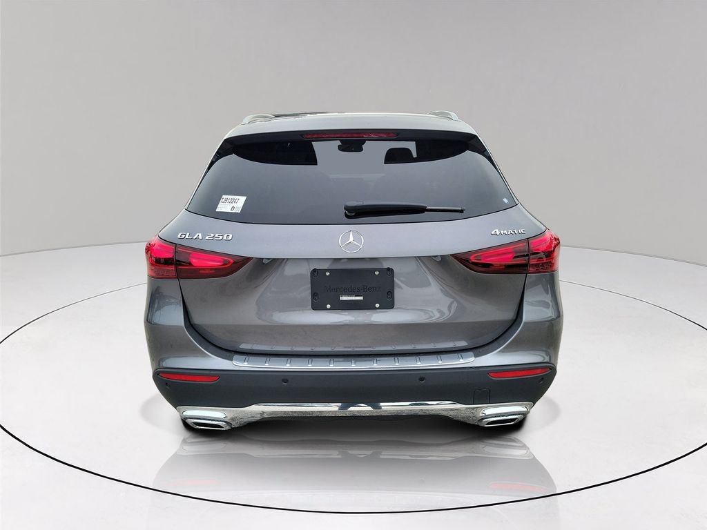 New 2026 Mountain Grey Metallic Mercedes-Benz GLA 250 image 5