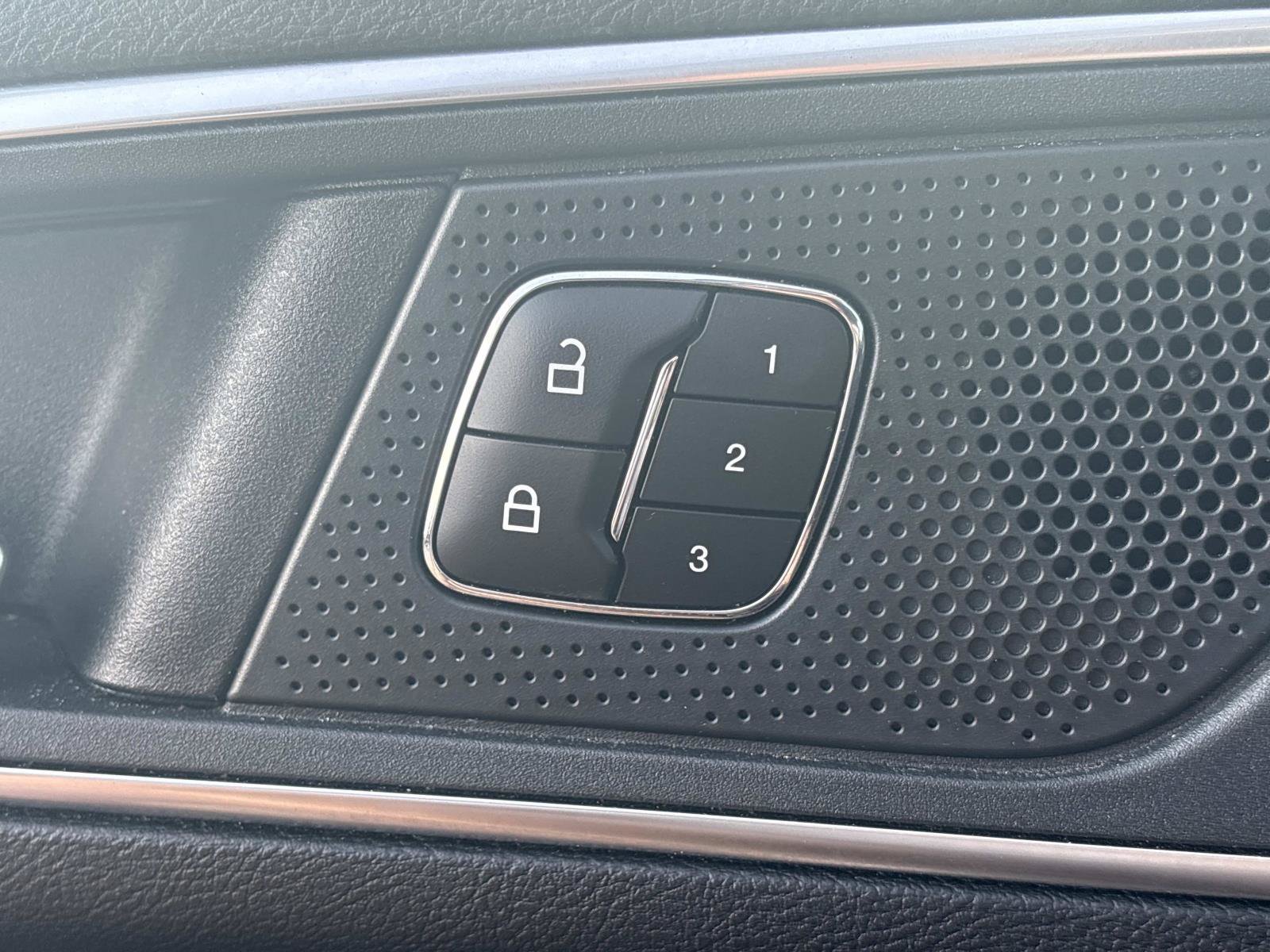 2024 Ford Edge Titanium - Photo 14
