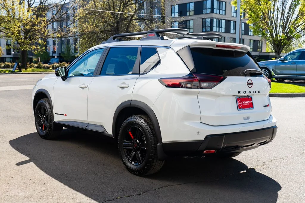 New 2026 Everest White Pearl TriCoat Nissan Rock Creek® image 4