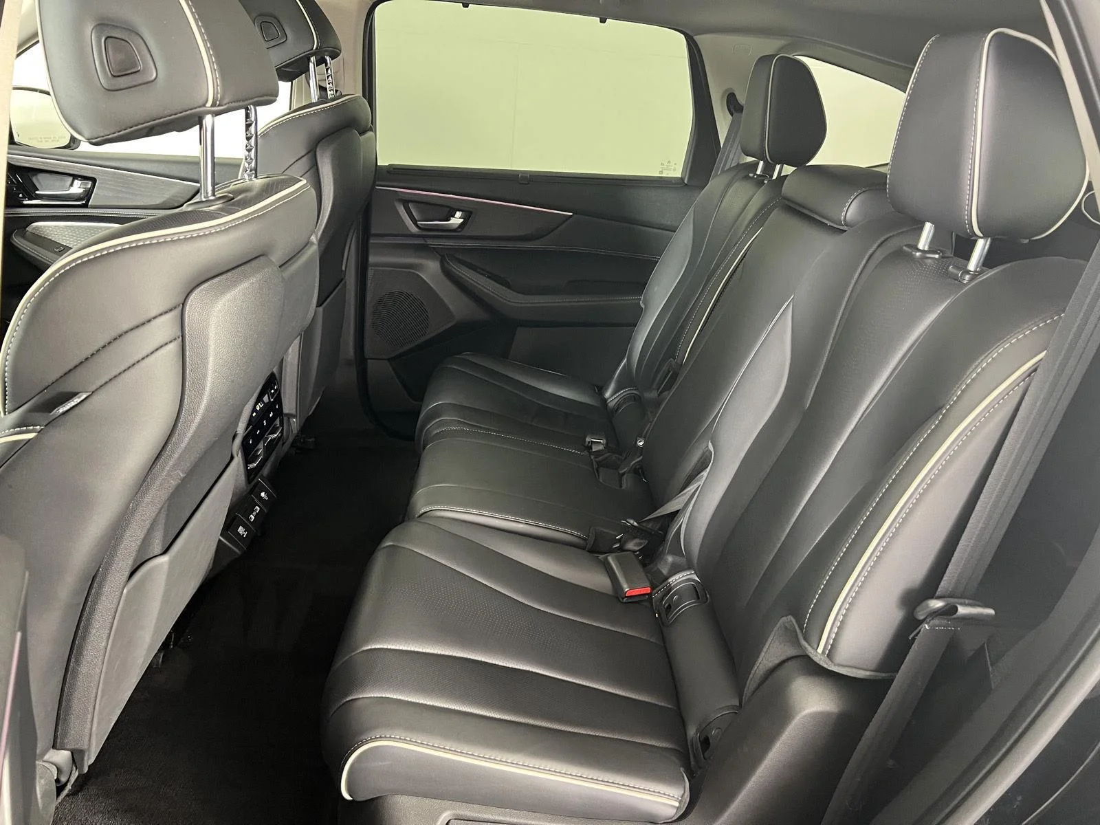 Used 2024 Bk Acura w/Advance Package image 22
