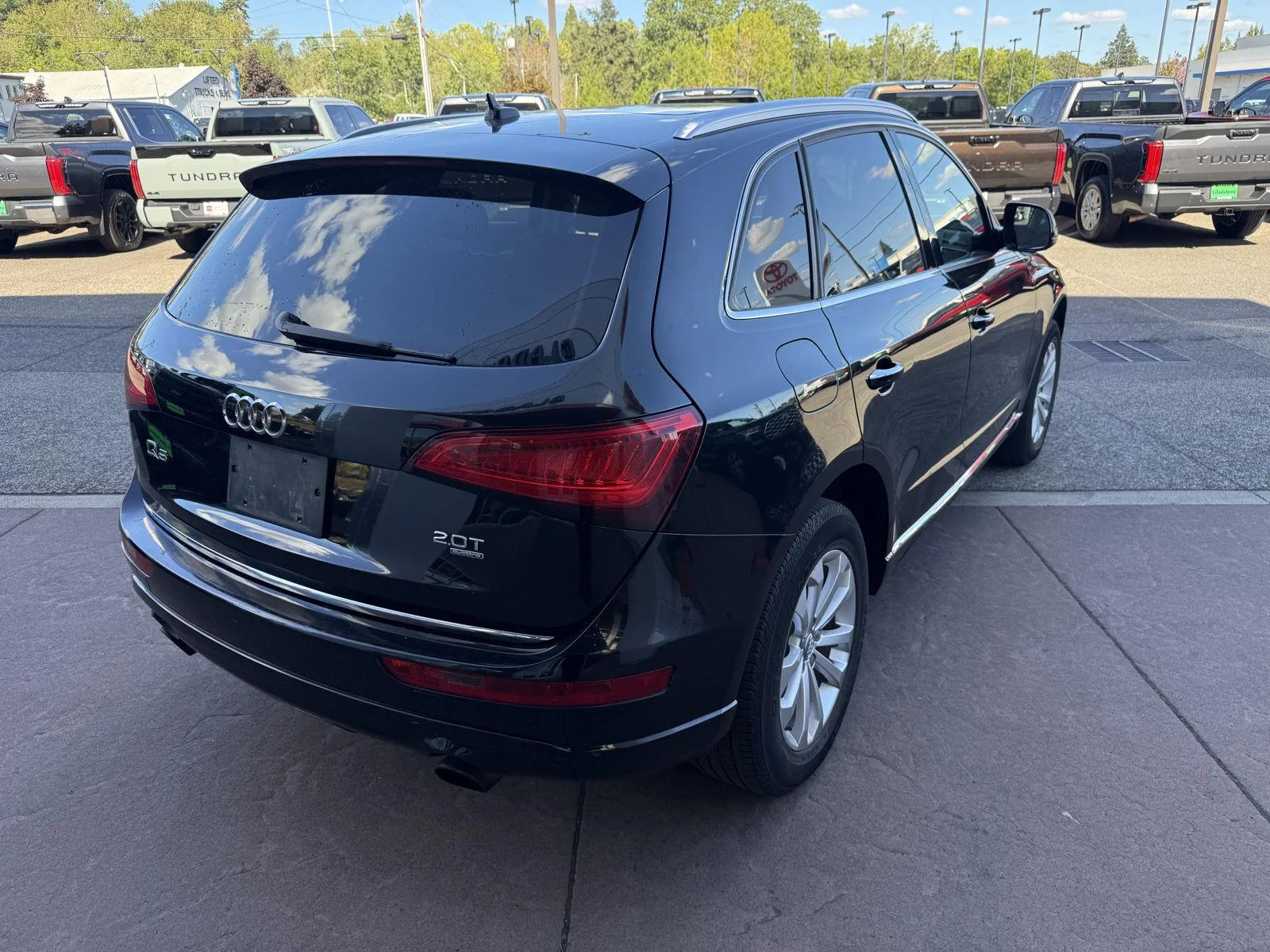 Used 2015  Audi Premium image 6