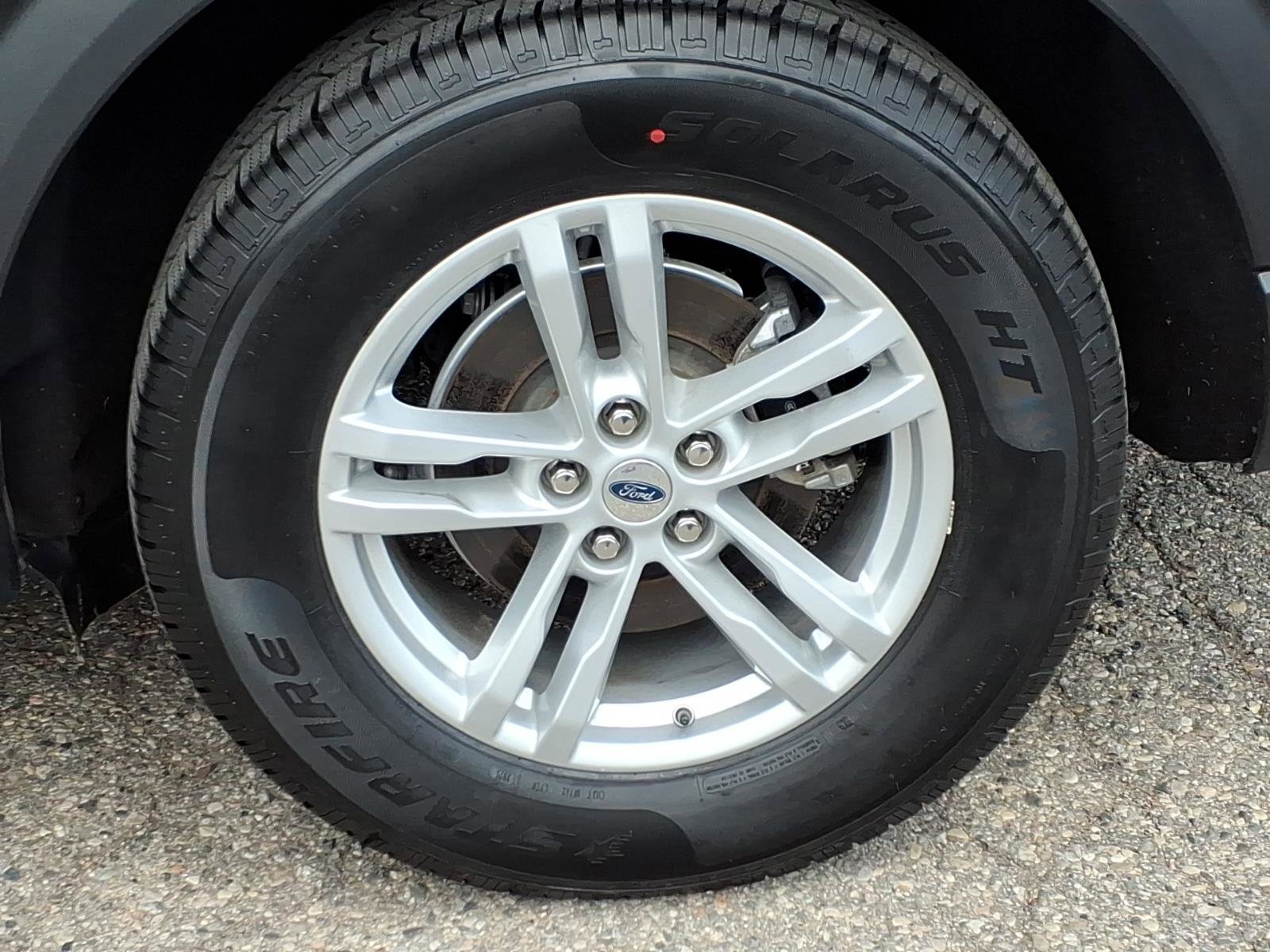 Certified Used 2023 Carbonized Gray Metallic Ford XLT image 22