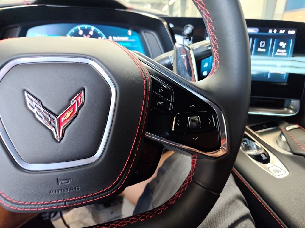 Used 2025 Red Chevrolet Stingray image 19
