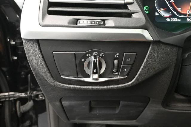 Used 2023 Black BMW xDrive30i image 35