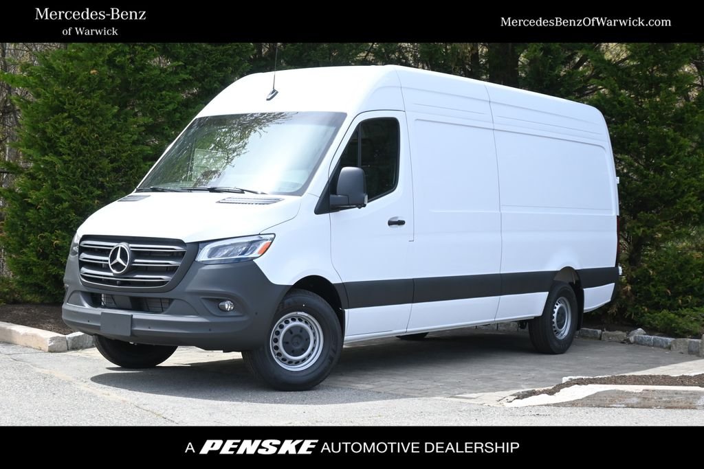 2026 Mercedes-Benz Sprinter 2500 170 WB High Roof's photo