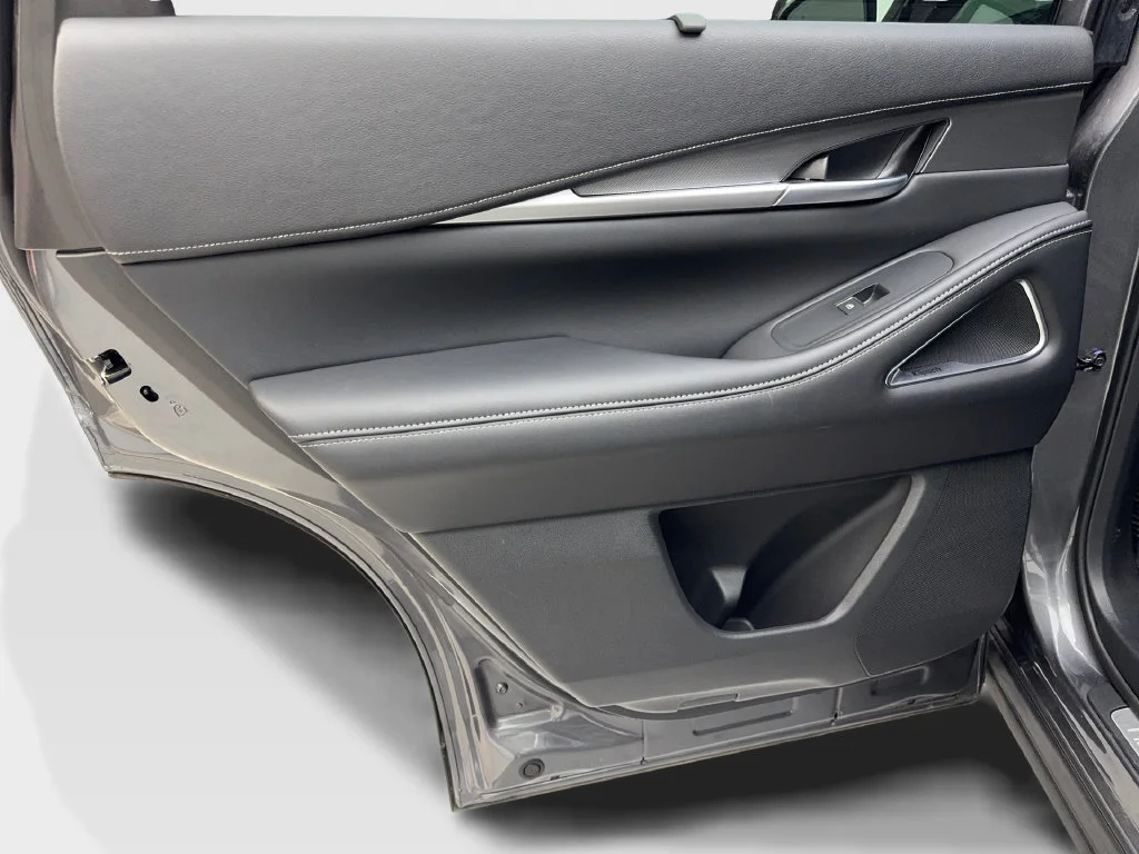 Used 2026 Gray INFINITI LUXE image 39