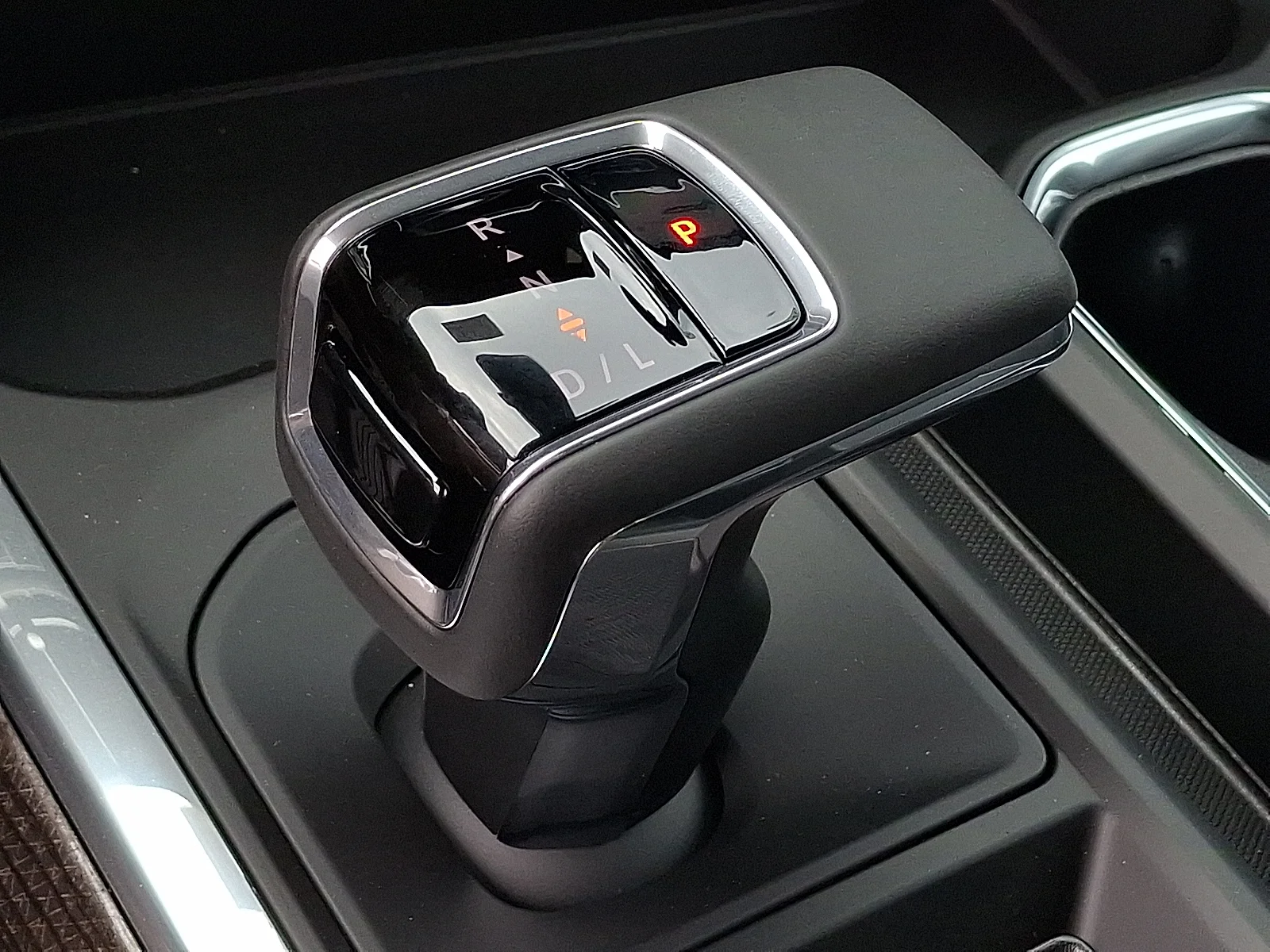 New 2026 Summit White Chevrolet LT image 20