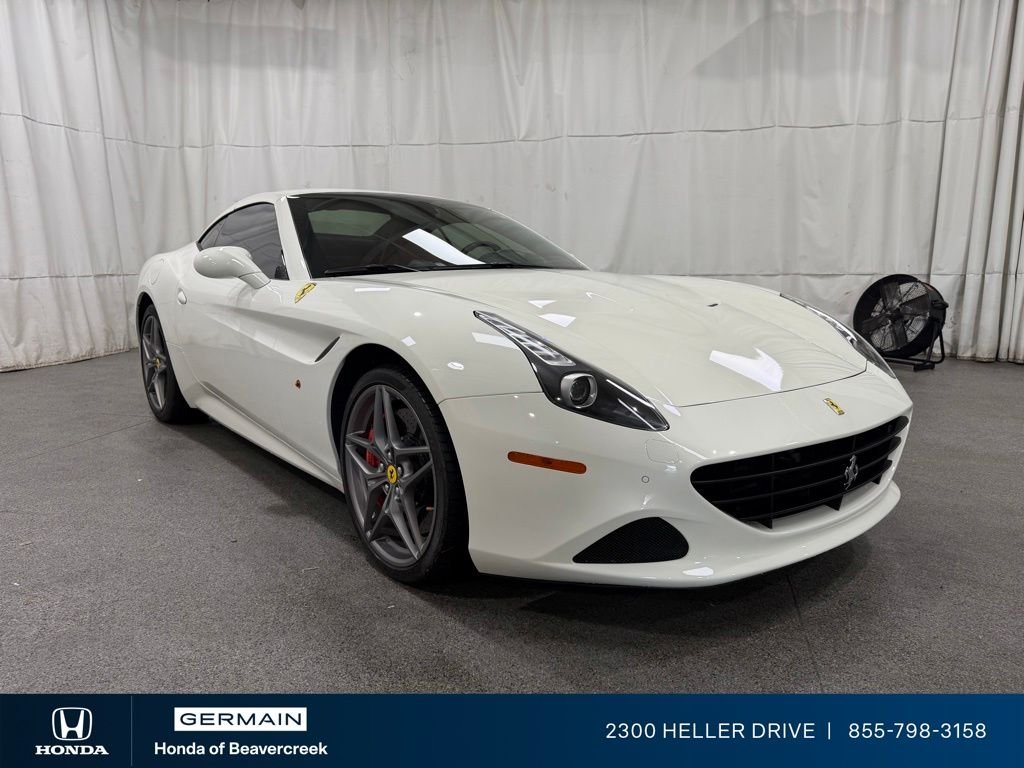 2016 Ferrari California -'s photo